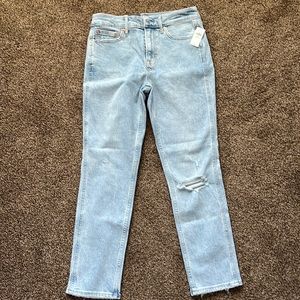 Gap Mid Rise Vintage Slim Jeans with Washwell